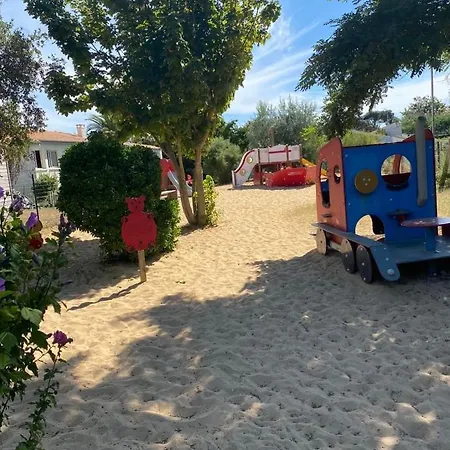 Mobilhome *** Les Tamaris Situe Au Pied De La Mer Parque de Campismo