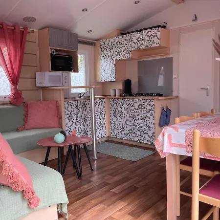 Mobilhome *** Les Tamaris Situe Au Pied De La Mer